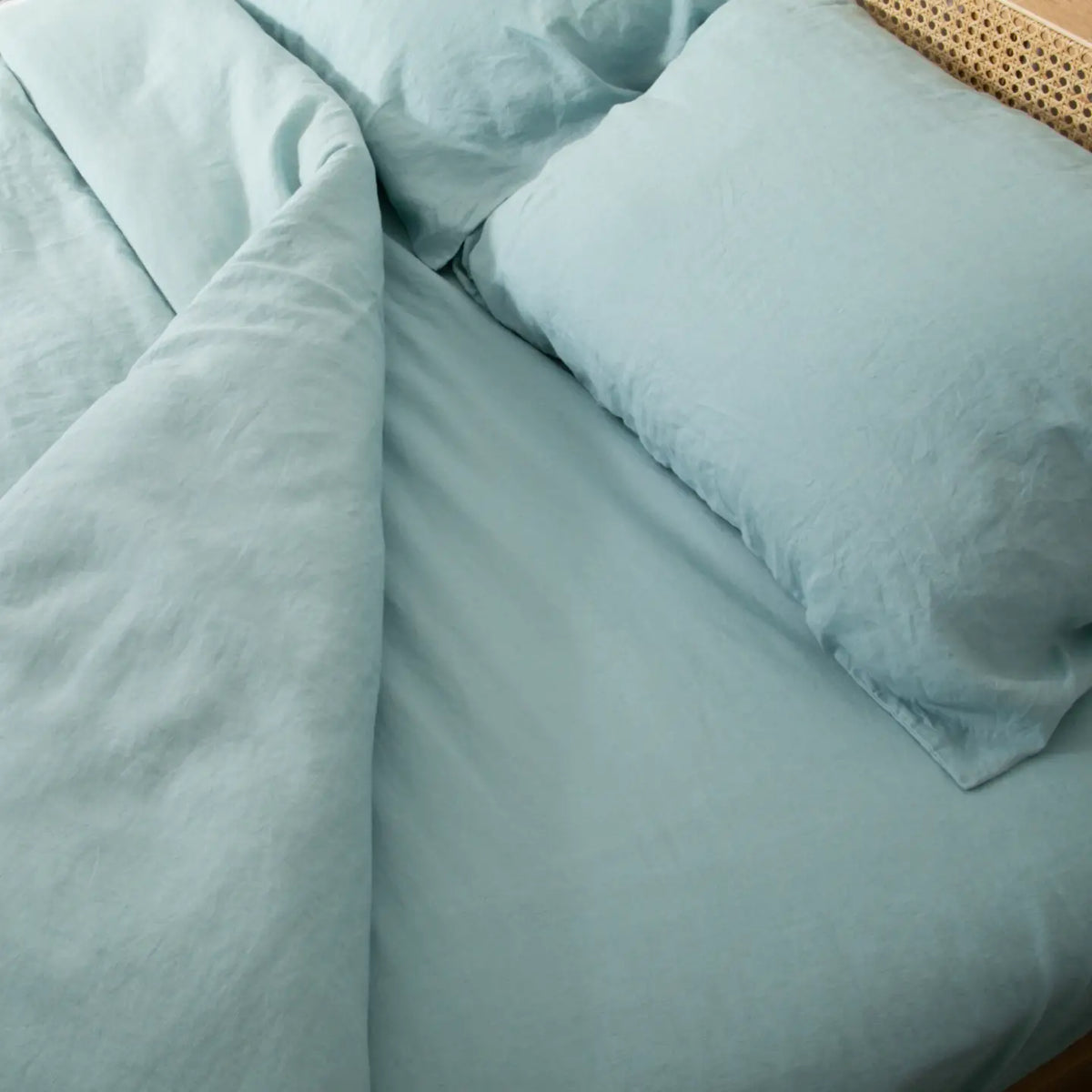 Aqua Single 100% Linen Fitted Sheet (90x190cm)